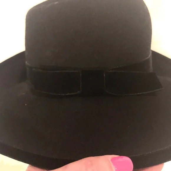 Vintage Bloomingdales Black 100% Wool Wide Brim Hat - Picture 2 of 9